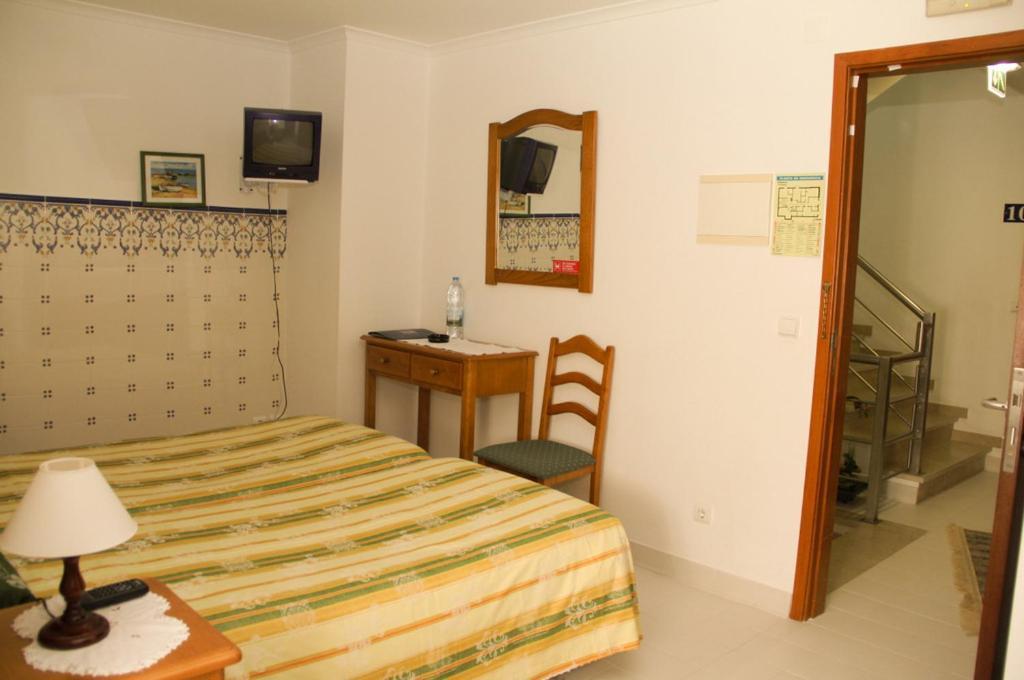 Hotel Atlantica São Martinho do Porto Oda fotoğraf